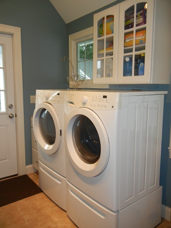 32 Birnie Road Longmeadow, MA 01106 - Photo 21 of 27 Gallery Image 21