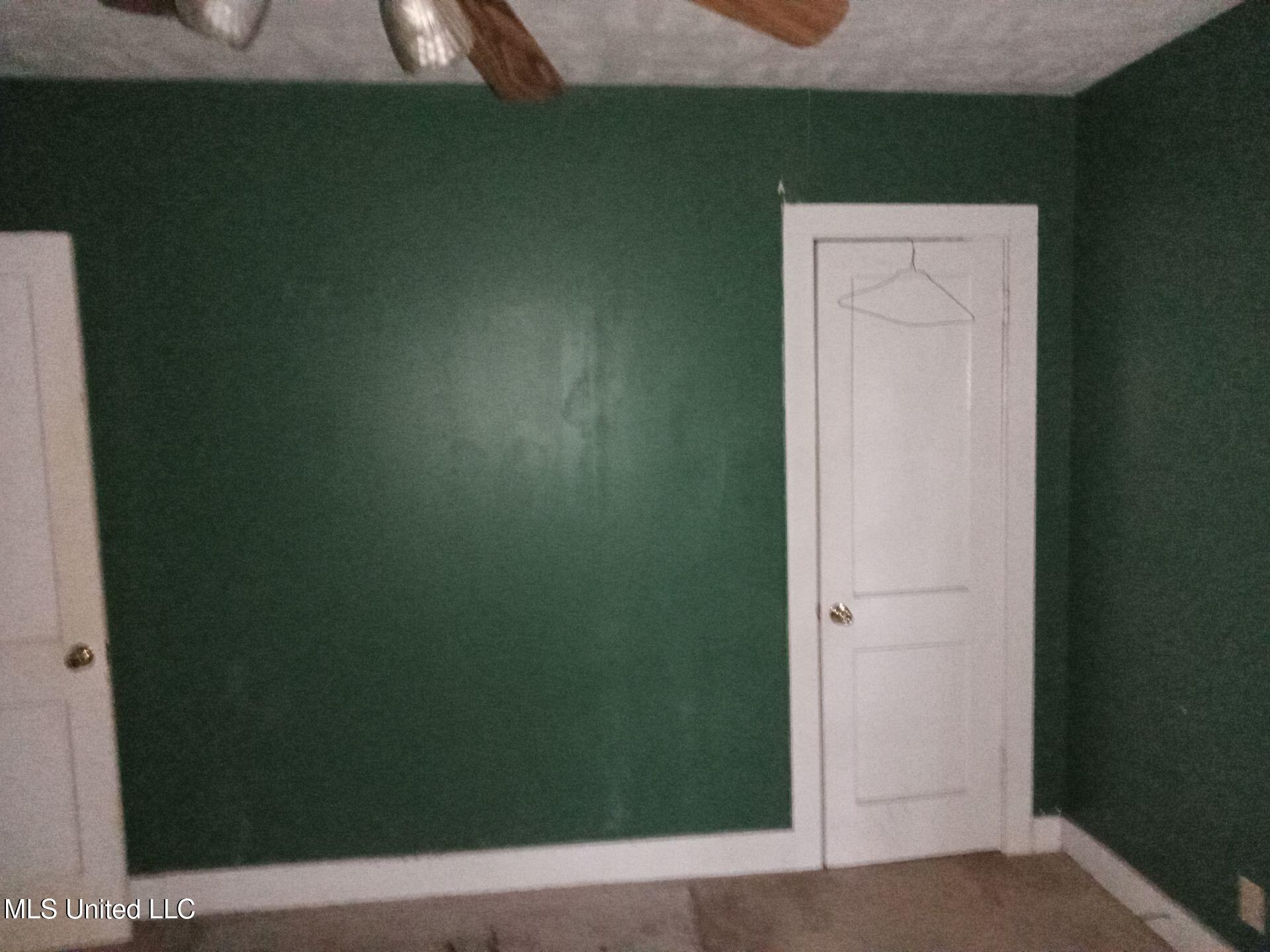 111 East Fifteenth Street Yazoo City, MS 39194 - Photo 7 of 12 33-Mar 04 2025 06_06pm-AevU