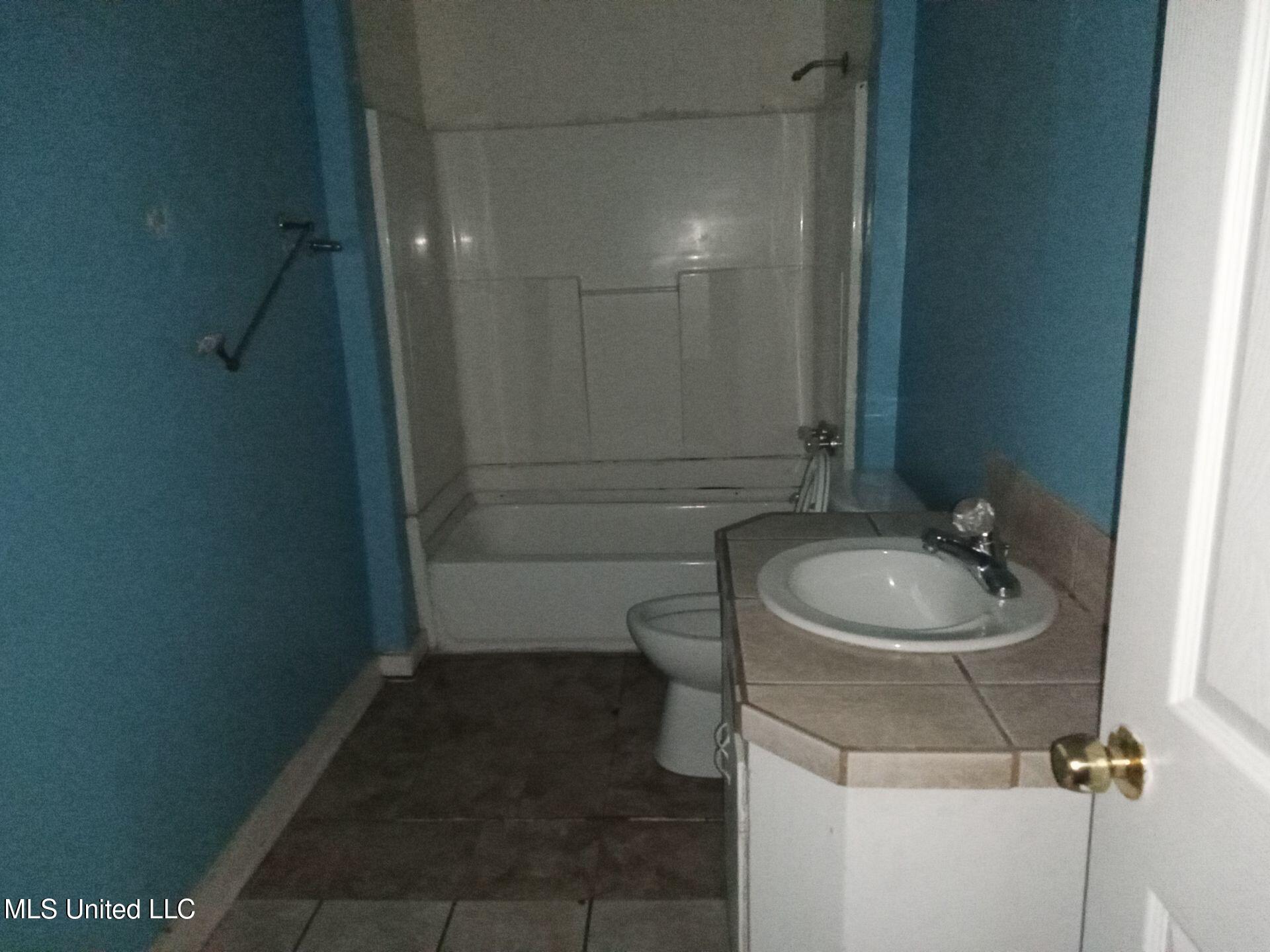 111 East Fifteenth Street Yazoo City, MS 39194 - Photo 9 of 12 39-Mar 04 2025 06_07pm-gzZ8