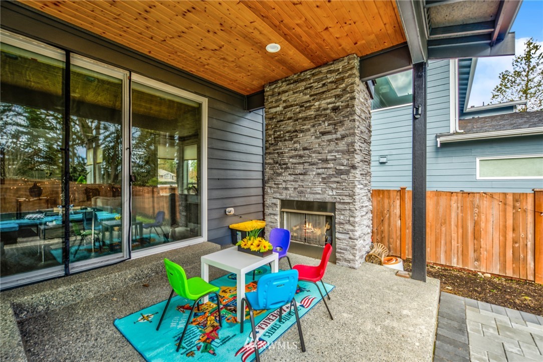 23417 26th Avenue Southeast Bothell, WA 98021 - Photo 37 of 40 a view of an outdoor sitting space