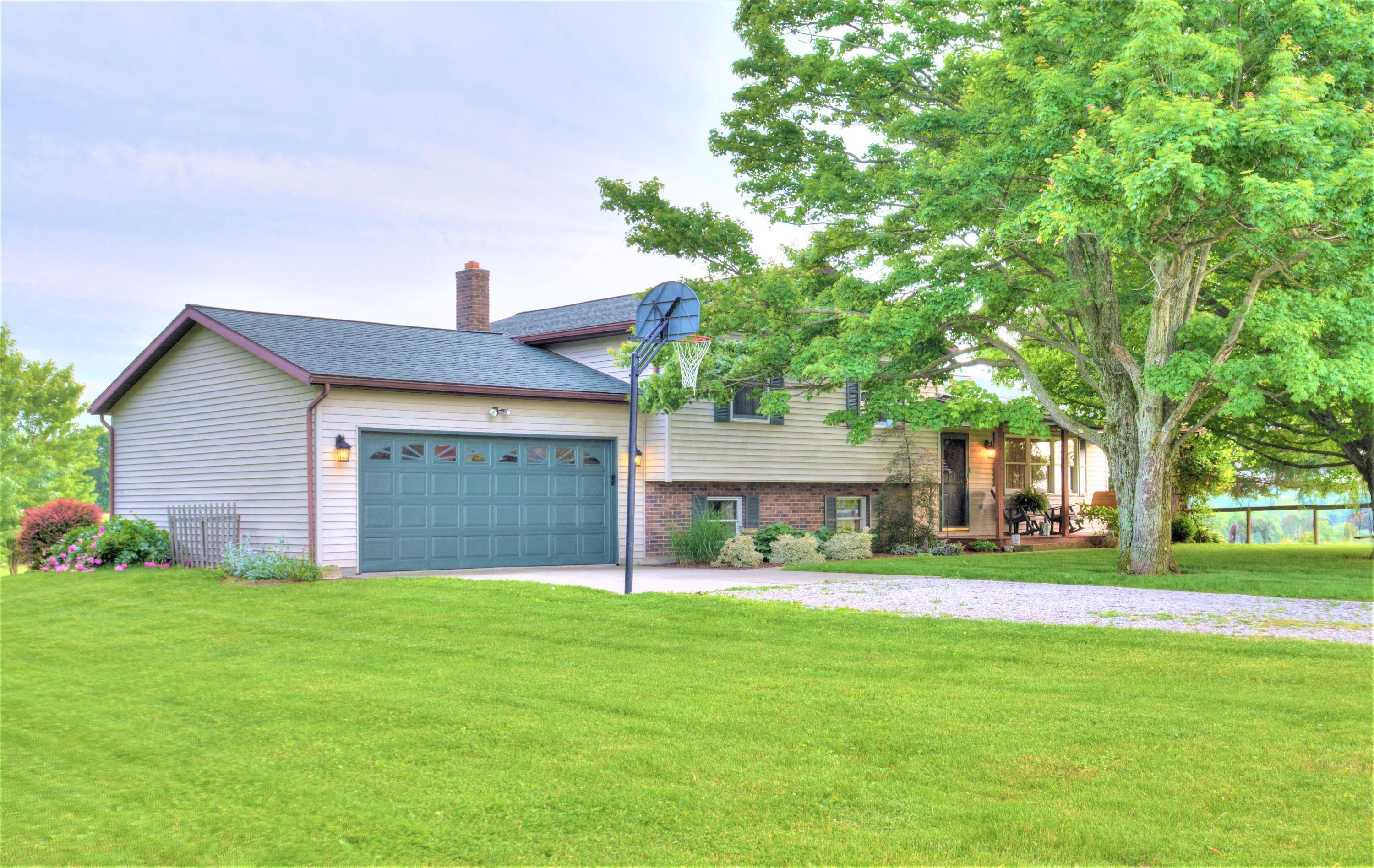 10208 Blacksnake Road Utica, OH 43080 - Photo 36 of 38 Gallery Image 36