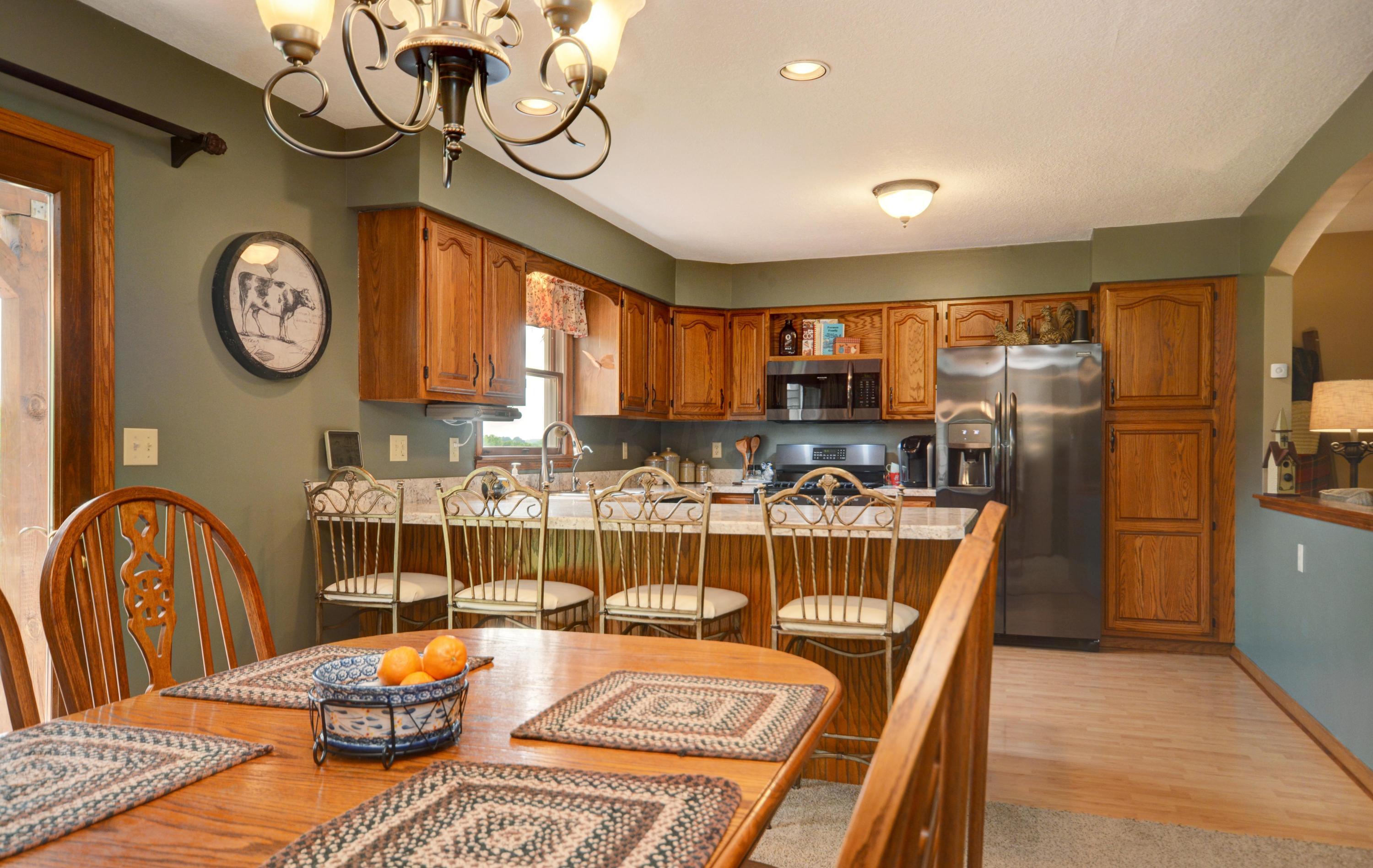 10208 Blacksnake Road Utica, OH 43080 - Photo 8 of 38 Gallery Image 8