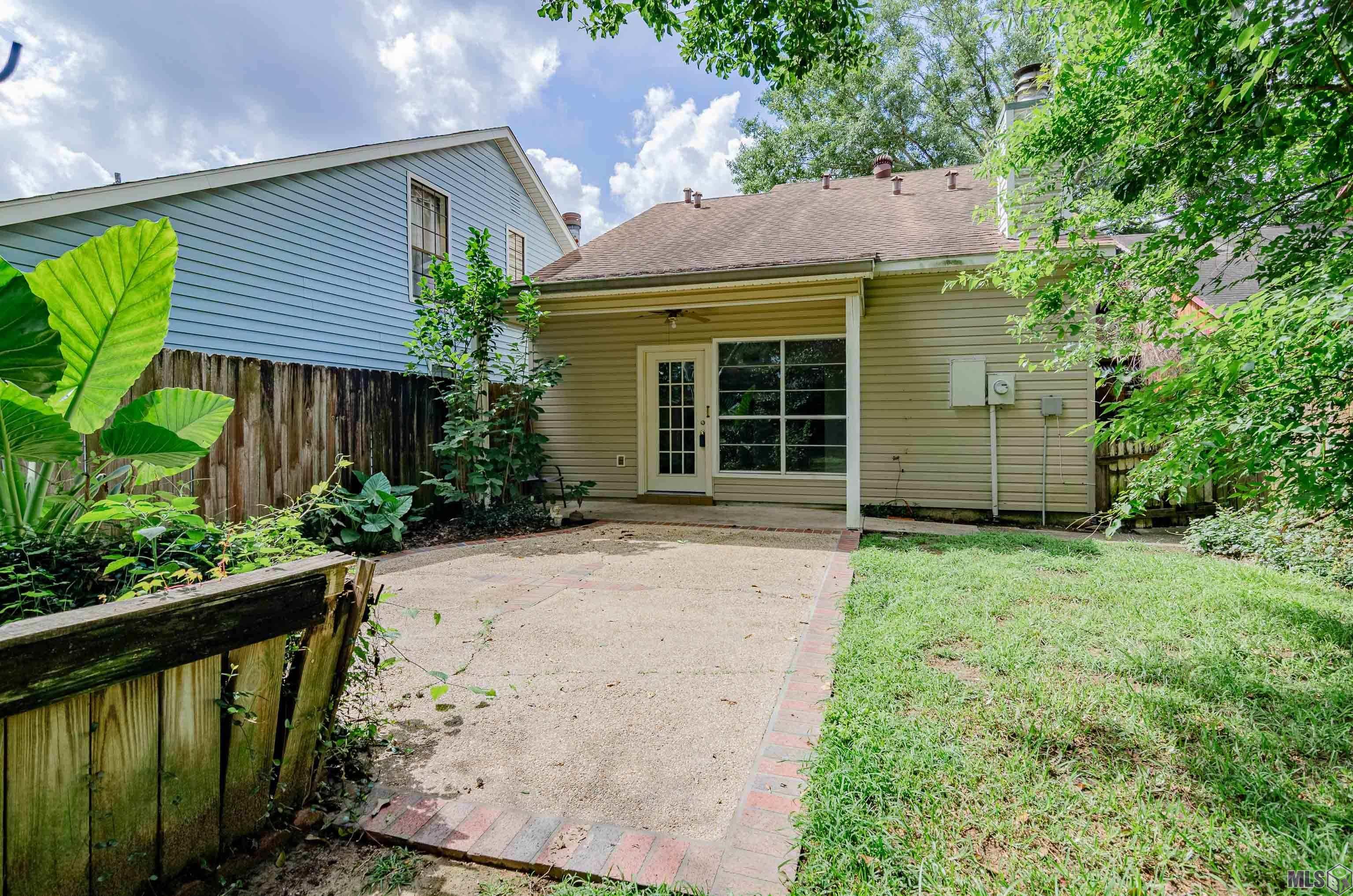 1881 Stonegate Court Baton Rouge, LA 70815 - Photo 15 of 19