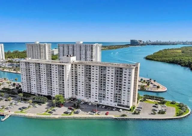 $2,300 | 400 Kings Point Drive, Unit 224, Sunny Isles Beach, FL 33160