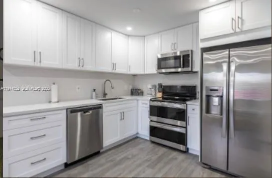 $3,300 | 7125 Northwest 173rd Drive, Unit 2405, Hialeah, FL 33015