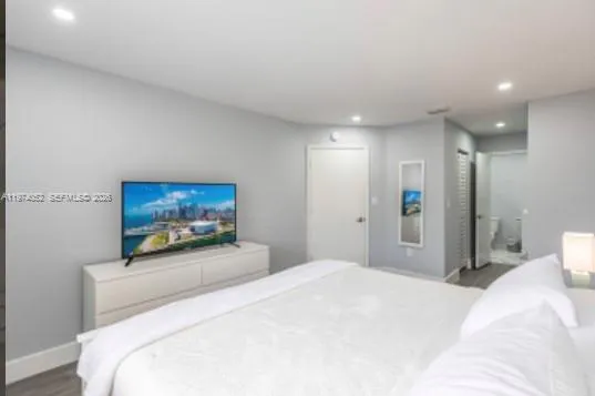 $3,300 | 7125 Northwest 173rd Drive, Unit 2405, Hialeah, FL 33015