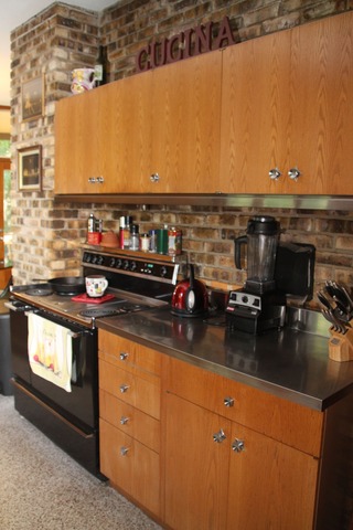 35W281 Country School Road Algonquin, IL 60102 - Photo 7 of 24 a kitchen with a stove and a microwave