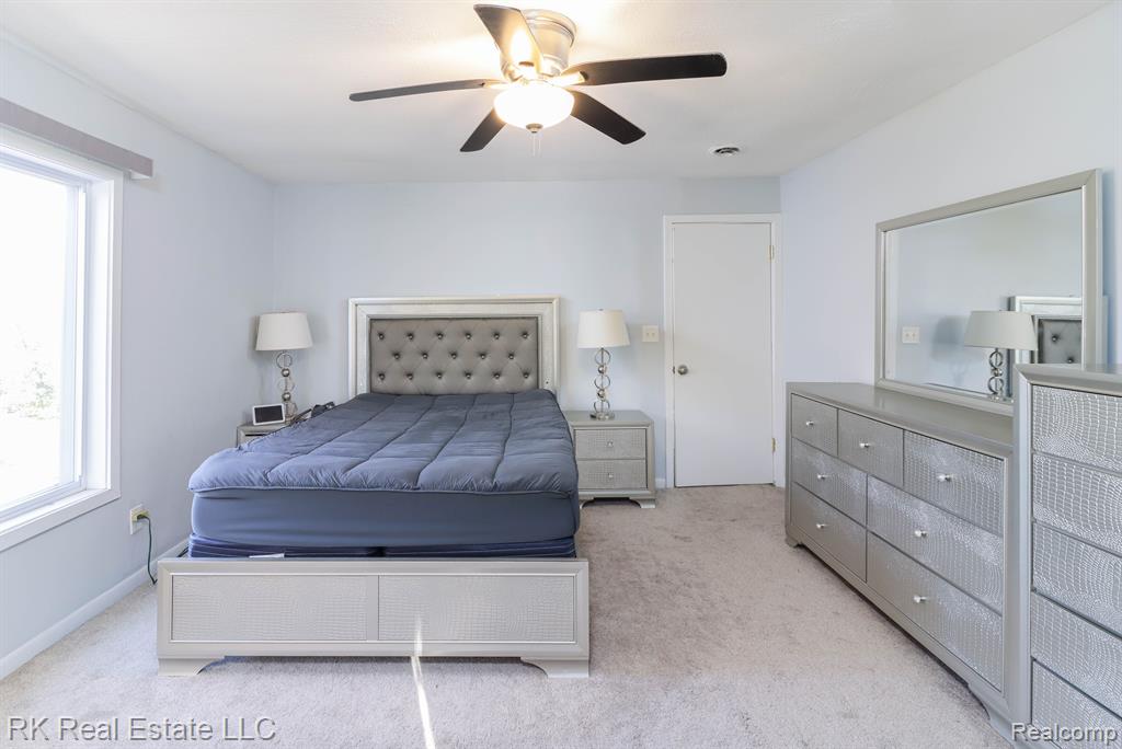 21155 Evergreen Road Southfield, MI 48075 - Photo 15 of 23 Gallery Image 15