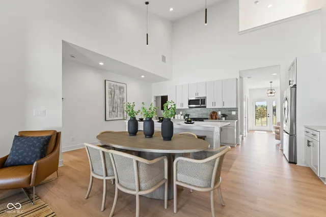 $499,900 | 5862 Harbourtown Drive, Noblesville, IN 46062