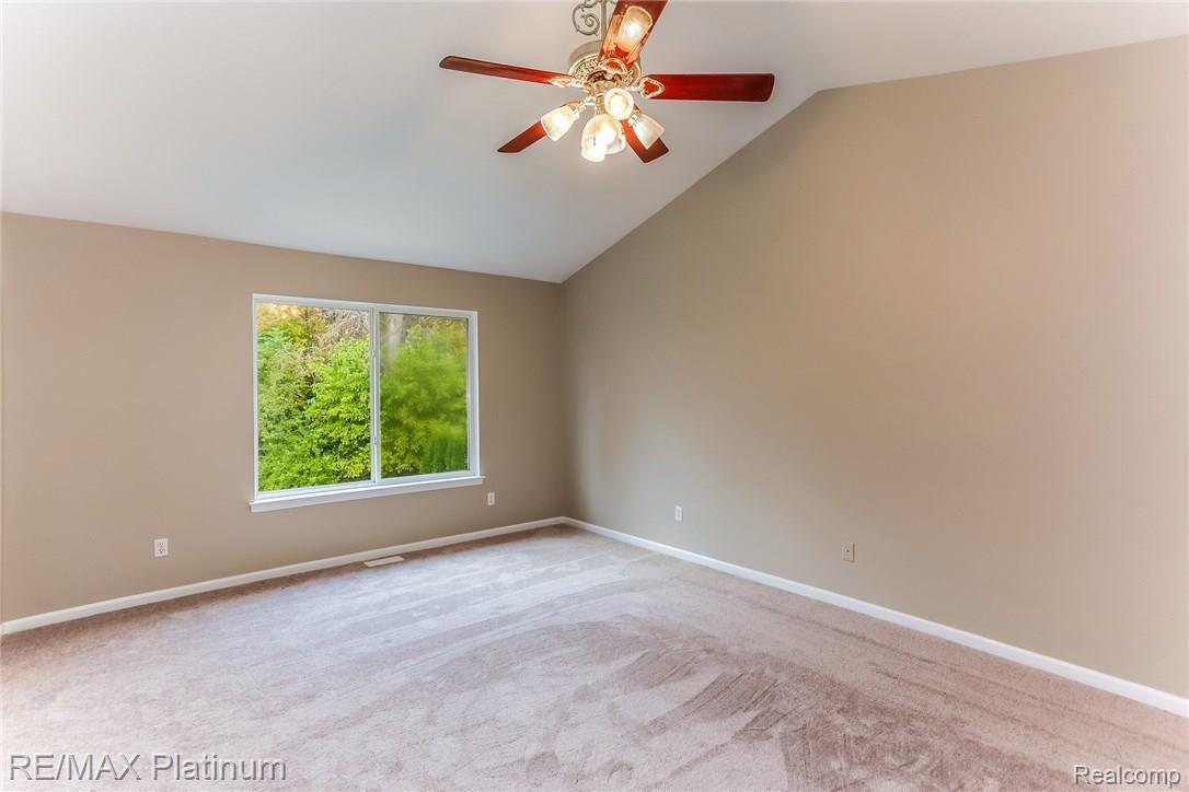 4327 Ridge Court Pinckney, MI 48169 - Photo 16 of 36 035-Bedroom-3403335-medium.jpg