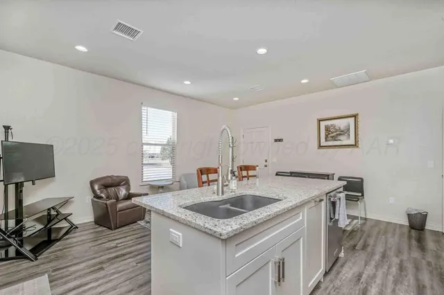 $1,150,000 | 1401 North Dowell Road, Amarillo, TX 79124