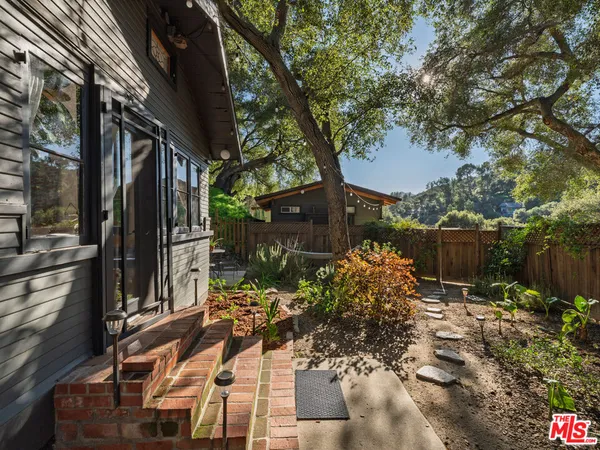 $1,475,000 | 1256 North Topanga Canyon Boulevard, Topanga, CA 90290