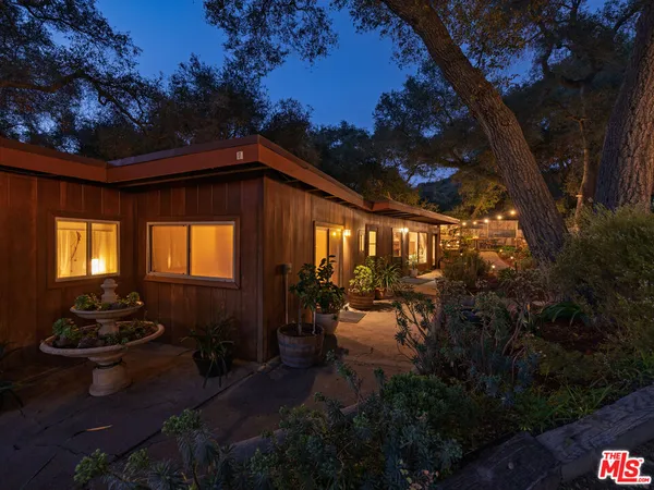 $1,475,000 | 1256 North Topanga Canyon Boulevard, Topanga, CA 90290