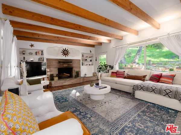 $1,475,000 | 1256 North Topanga Canyon Boulevard, Topanga, CA 90290