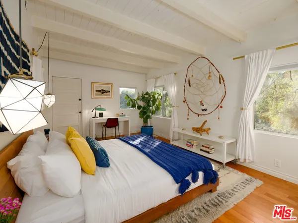 $1,475,000 | 1256 North Topanga Canyon Boulevard, Topanga, CA 90290