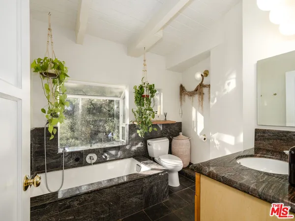$1,475,000 | 1256 North Topanga Canyon Boulevard, Topanga, CA 90290