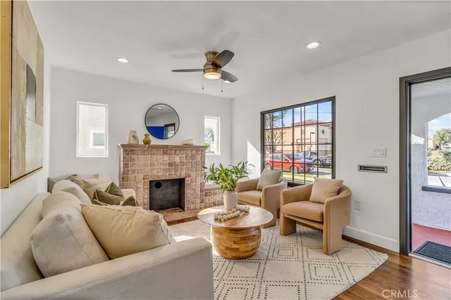 $749,900 | 6034 Lime Avenue, Long Beach, CA 90805