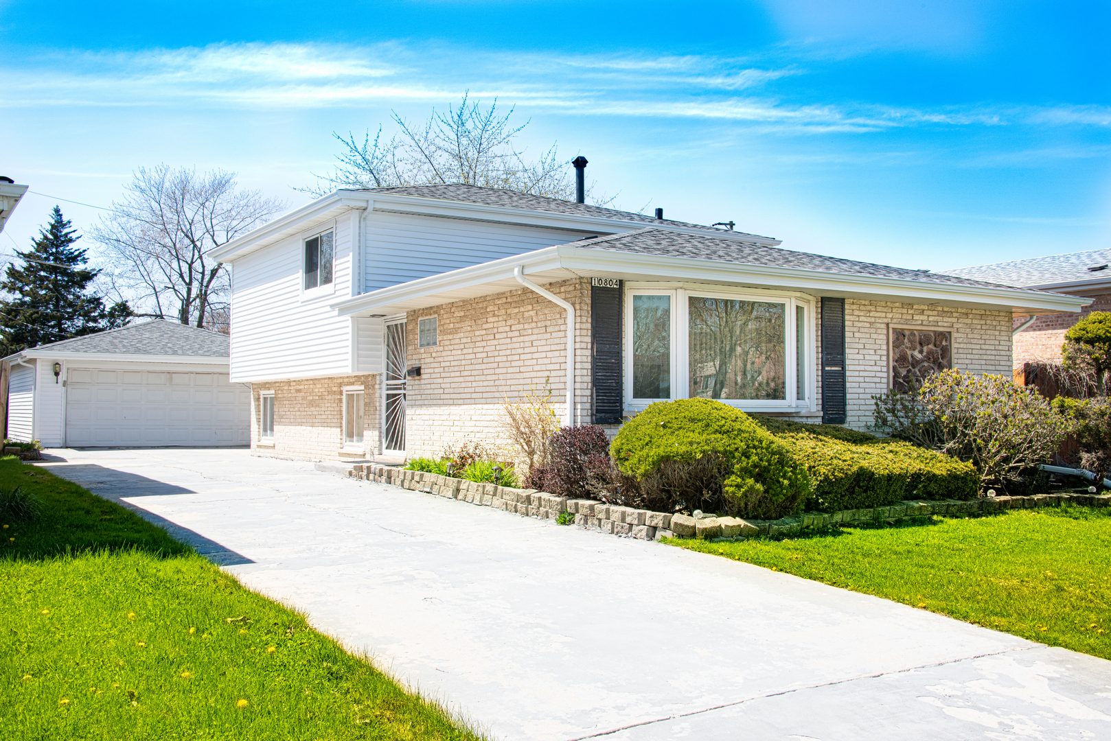 10804 Massasoit Avenue Chicago Ridge, IL 60415 - Photo 2 of 24