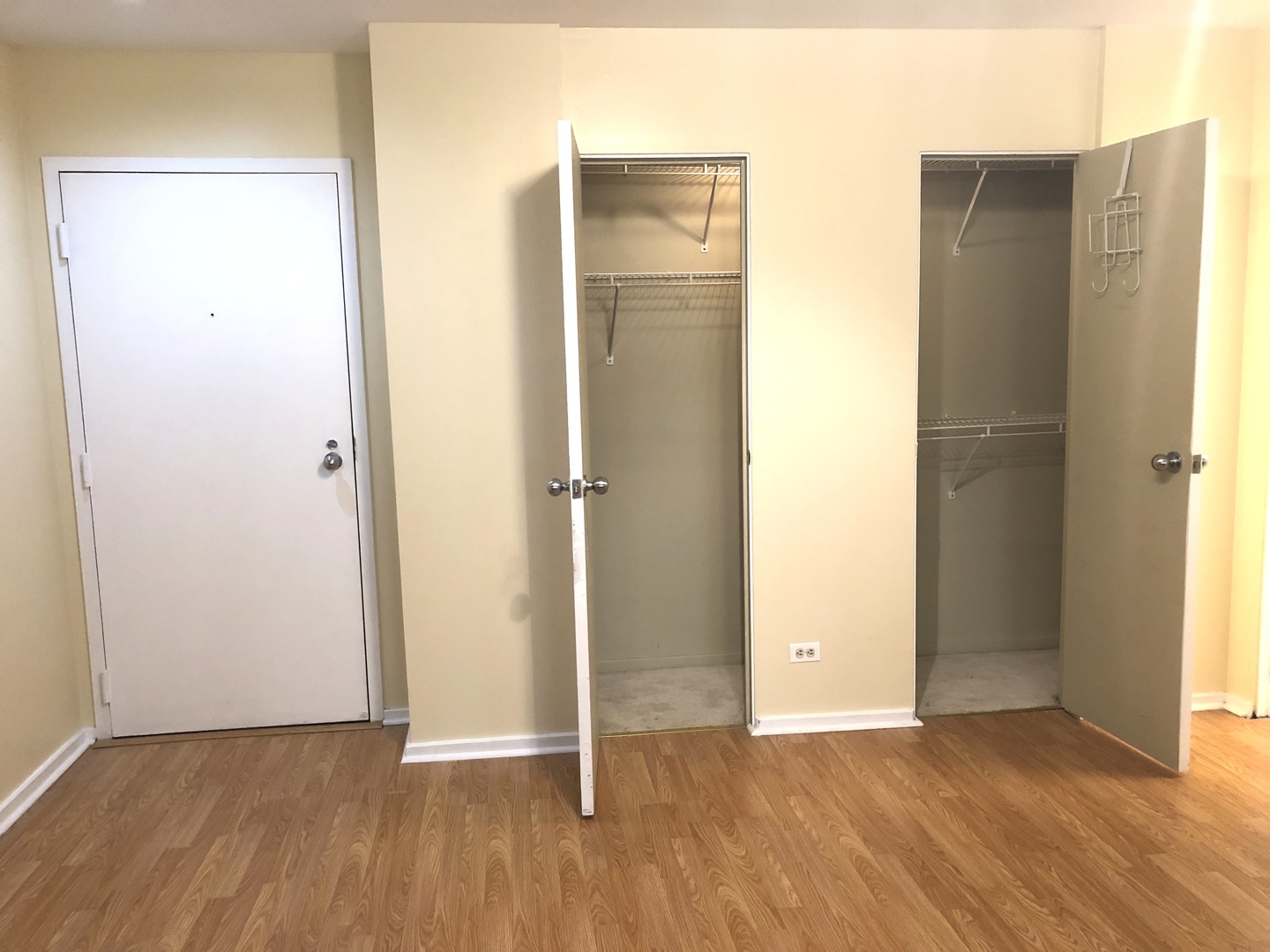40 East 9th Street, Unit 412 Chicago, IL 60605 - Photo 7 of 16