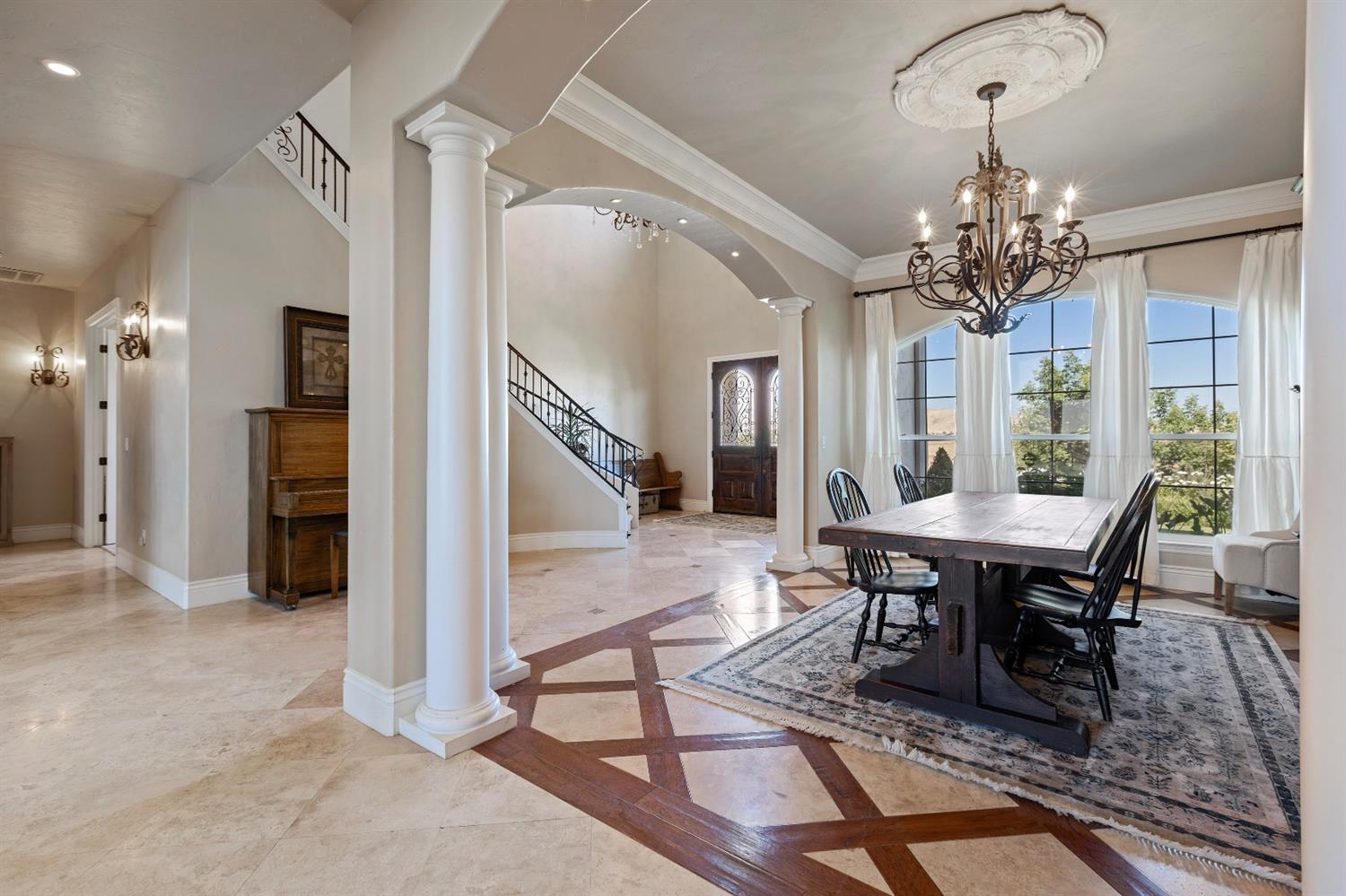 17570 Watts Valley Road Sanger, CA 93657 - Photo 14 of 96