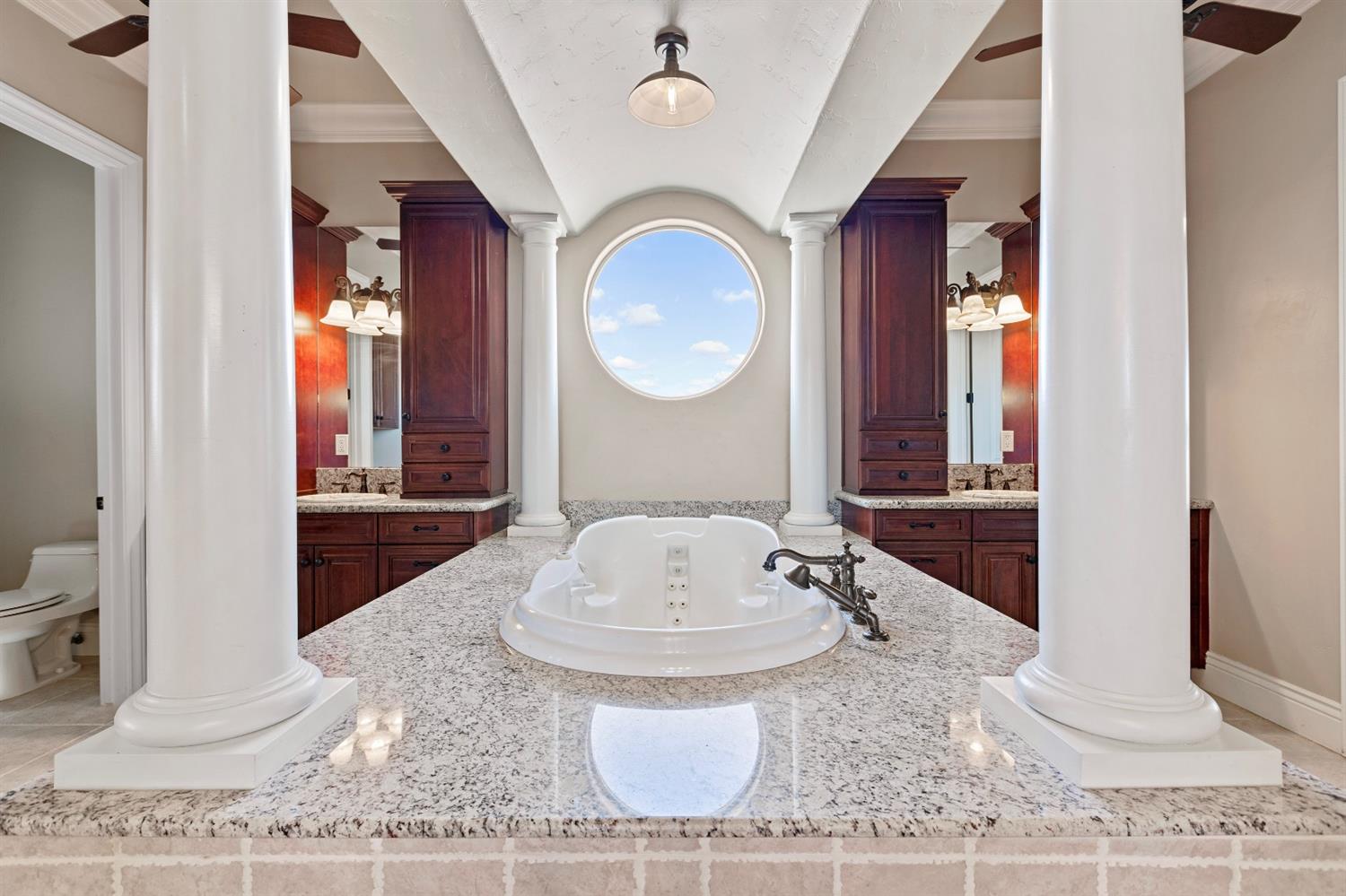 17570 Watts Valley Road Sanger, CA 93657 - Photo 40 of 96