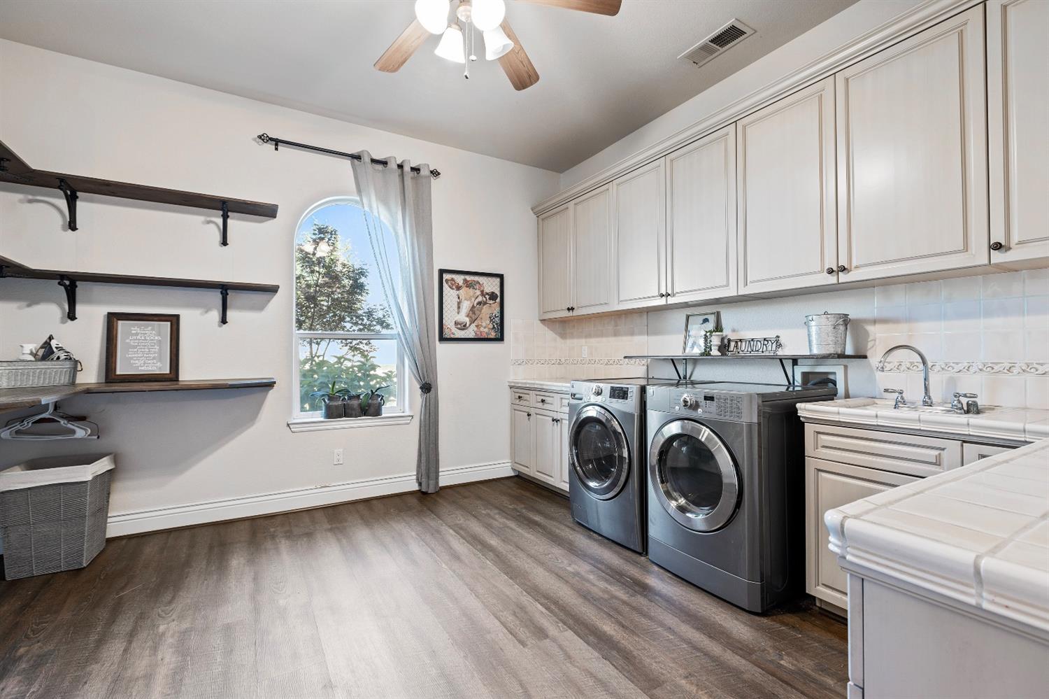 17570 Watts Valley Road Sanger, CA 93657 - Photo 51 of 96