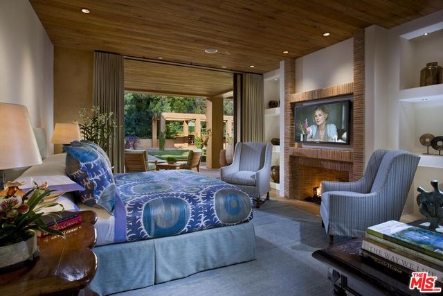 $7,000,000 | 11743 Chaparal Street, Los Angeles, CA 90049