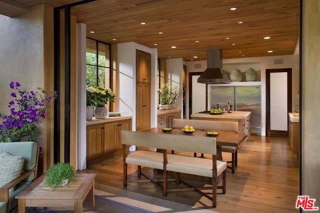 $7,000,000 | 11743 Chaparal Street, Los Angeles, CA 90049