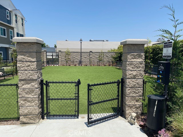 1369 Wingfoot Carson, CA 90746 - Photo 23 of 30