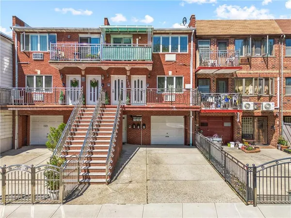 $1,649,000 | 2456 West 2nd Street | South Marlboro
