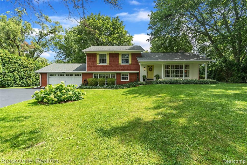 2515 Hickory Lawn Road Rochester Hills, MI 48307 - Photo 1 of 35