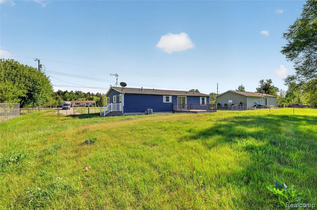 4050 West Thompson Road Linden, MI 48451 - Photo 32 of 36