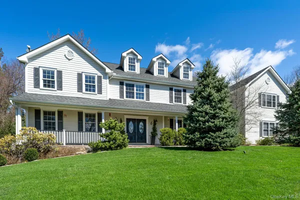 $1,849,000 | 6 Cliff Place, Armonk, NY 10504