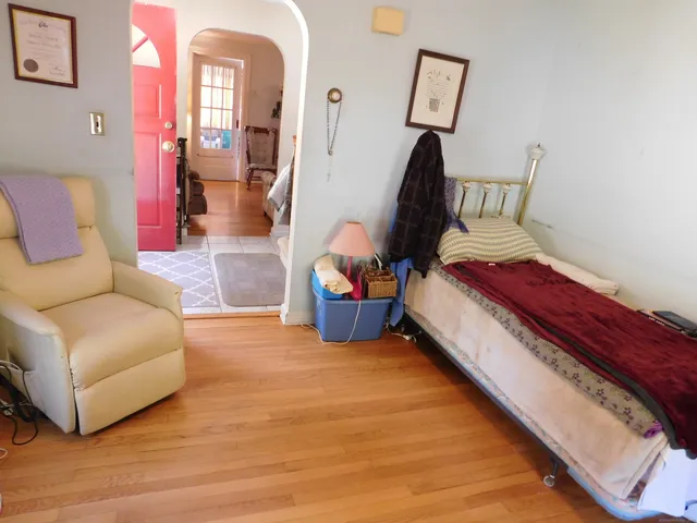 $390,000 | 60 E Street, Derby, CT 06418