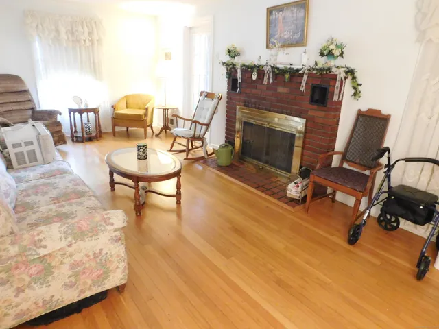 $390,000 | 60 E Street, Derby, CT 06418