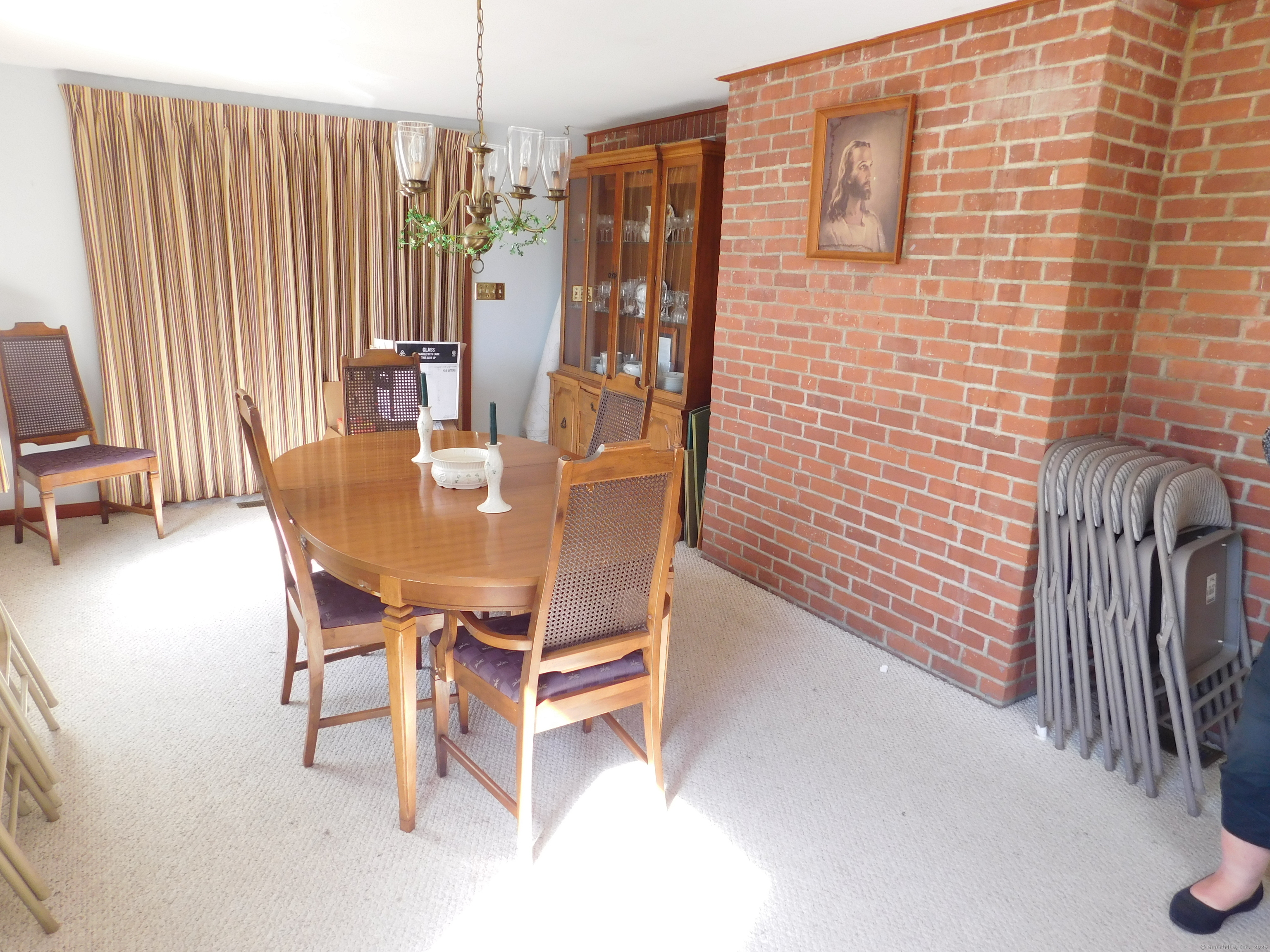 60 E Street Derby, CT 06418 - Photo 8 of 31 a dining room with furniture and window