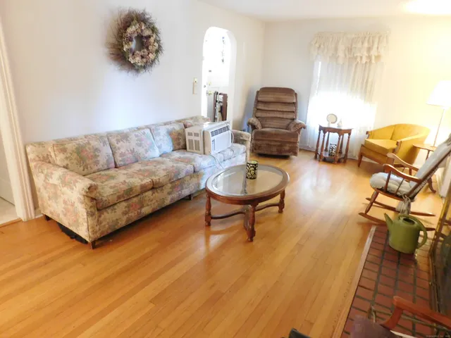 $390,000 | 60 E Street, Derby, CT 06418