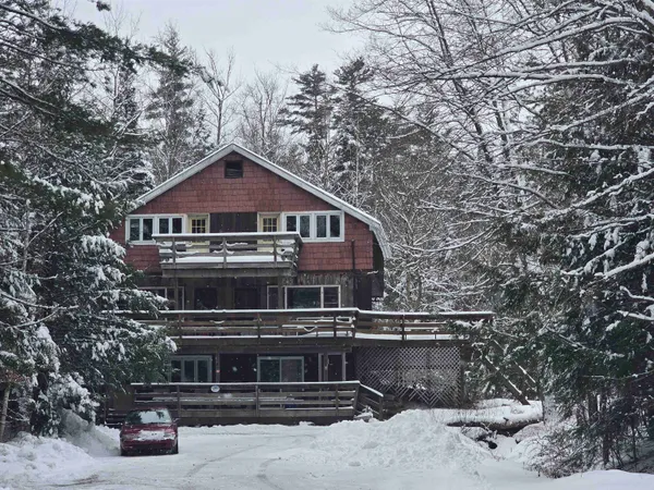 $415,000 | 3034 Route 11 Londonderry Vt 05148, Londonderry, VT 05148