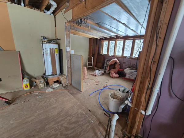 $415,000 | 3034 Route 11 Londonderry Vt 05148, Londonderry, VT 05148