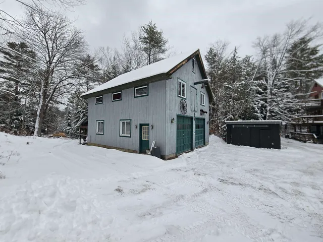 $415,000 | 3034 Route 11 Londonderry Vt 05148, Londonderry, VT 05148