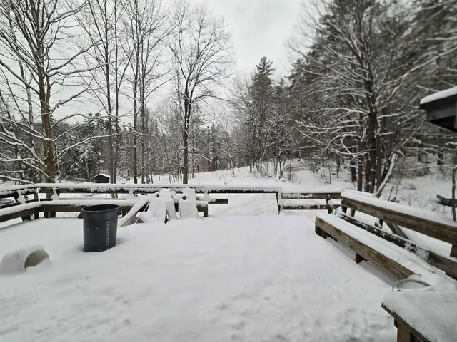 $415,000 | 3034 Route 11 Londonderry Vt 05148, Londonderry, VT 05148