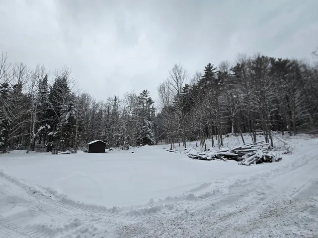$415,000 | 3034 Route 11 Londonderry Vt 05148, Londonderry, VT 05148