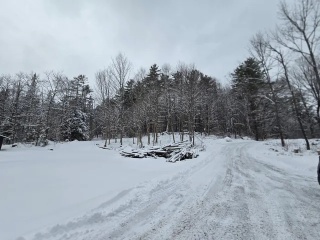$415,000 | 3034 Route 11 Londonderry Vt 05148, Londonderry, VT 05148
