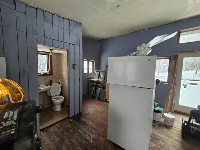 $415,000 | 3034 Route 11 Londonderry Vt 05148, Londonderry, VT 05148