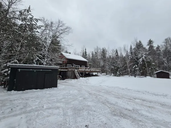 $415,000 | 3034 Route 11 Londonderry Vt 05148, Londonderry, VT 05148