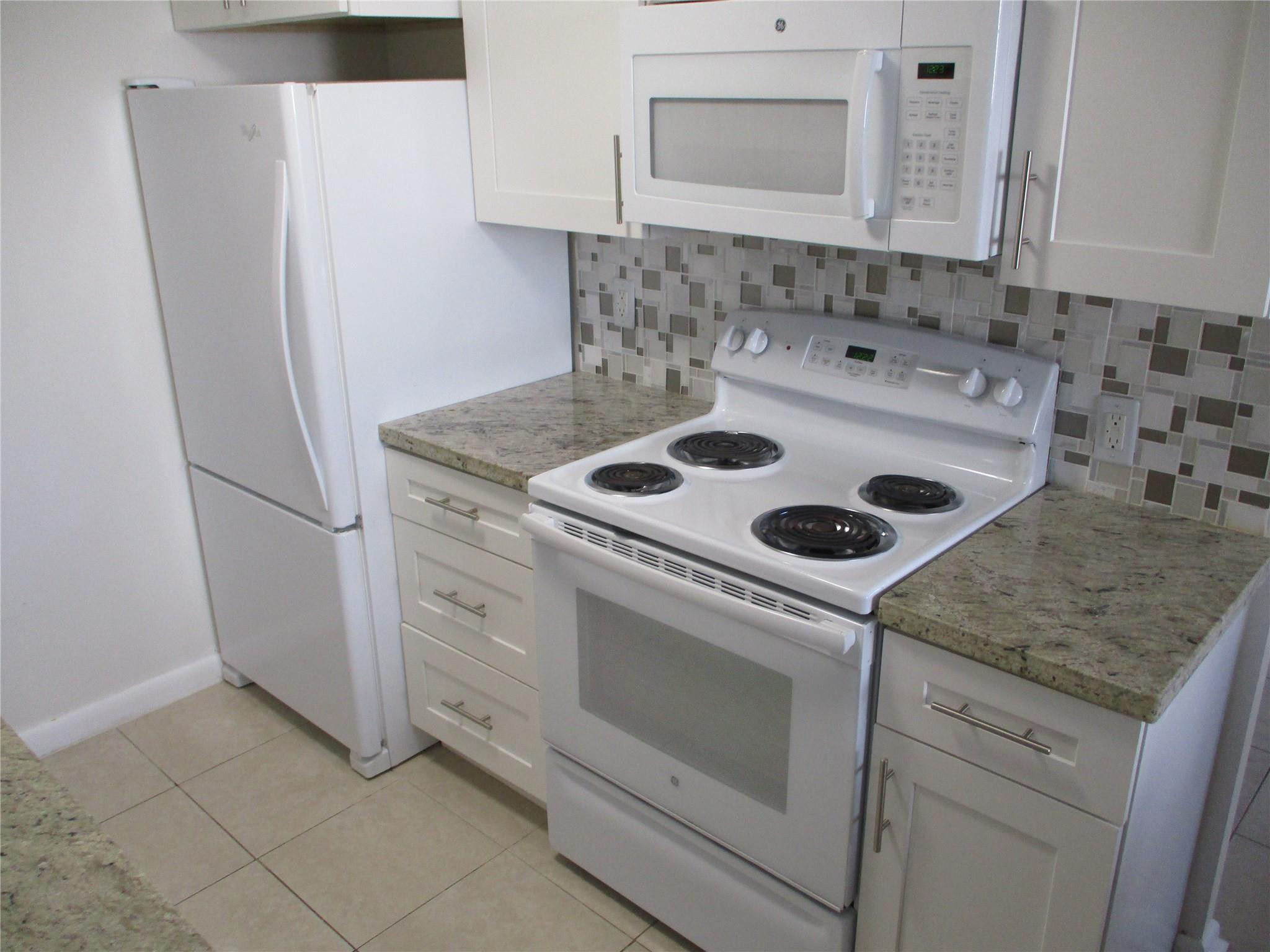 3018 Cornwall East, Unit 3018 Boca Raton, FL 33434 - Photo 12 of 30 Photo 12