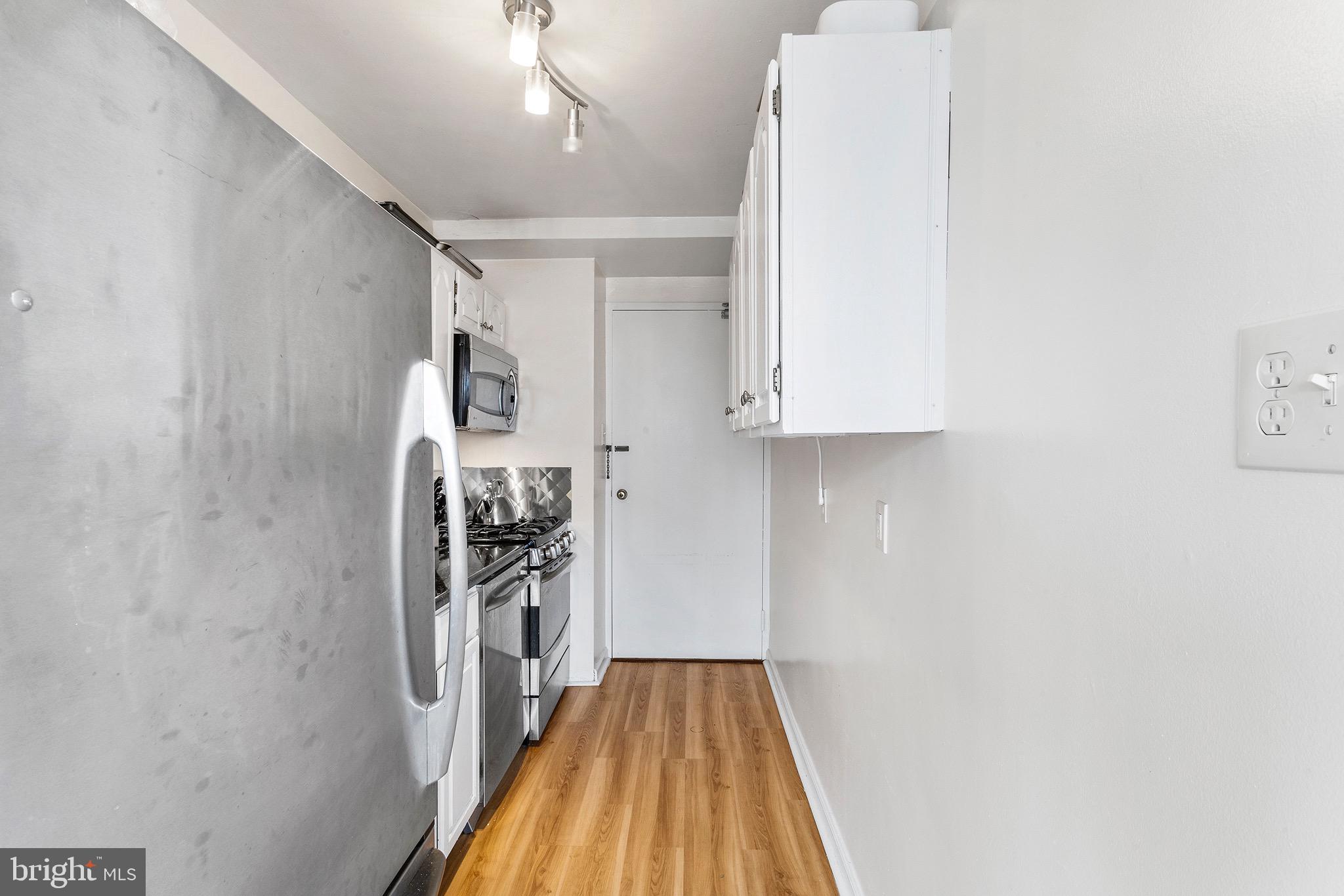 1806 Rittenhouse Square, Unit 2103 Philadelphia, PA 19103 - Photo 11 of 30 Gallery Image 11