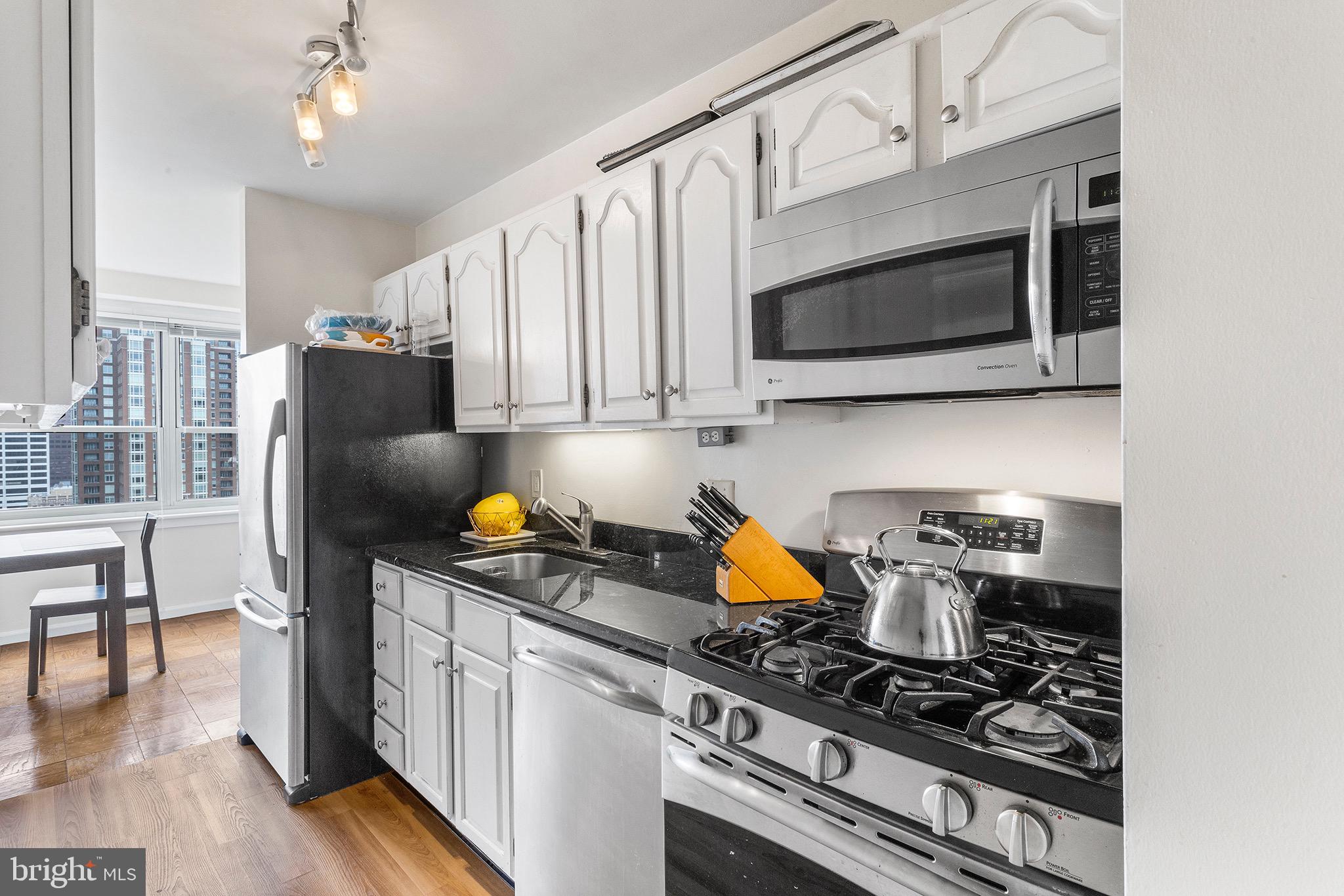 1806 Rittenhouse Square, Unit 2103 Philadelphia, PA 19103 - Photo 13 of 30 Gallery Image 13