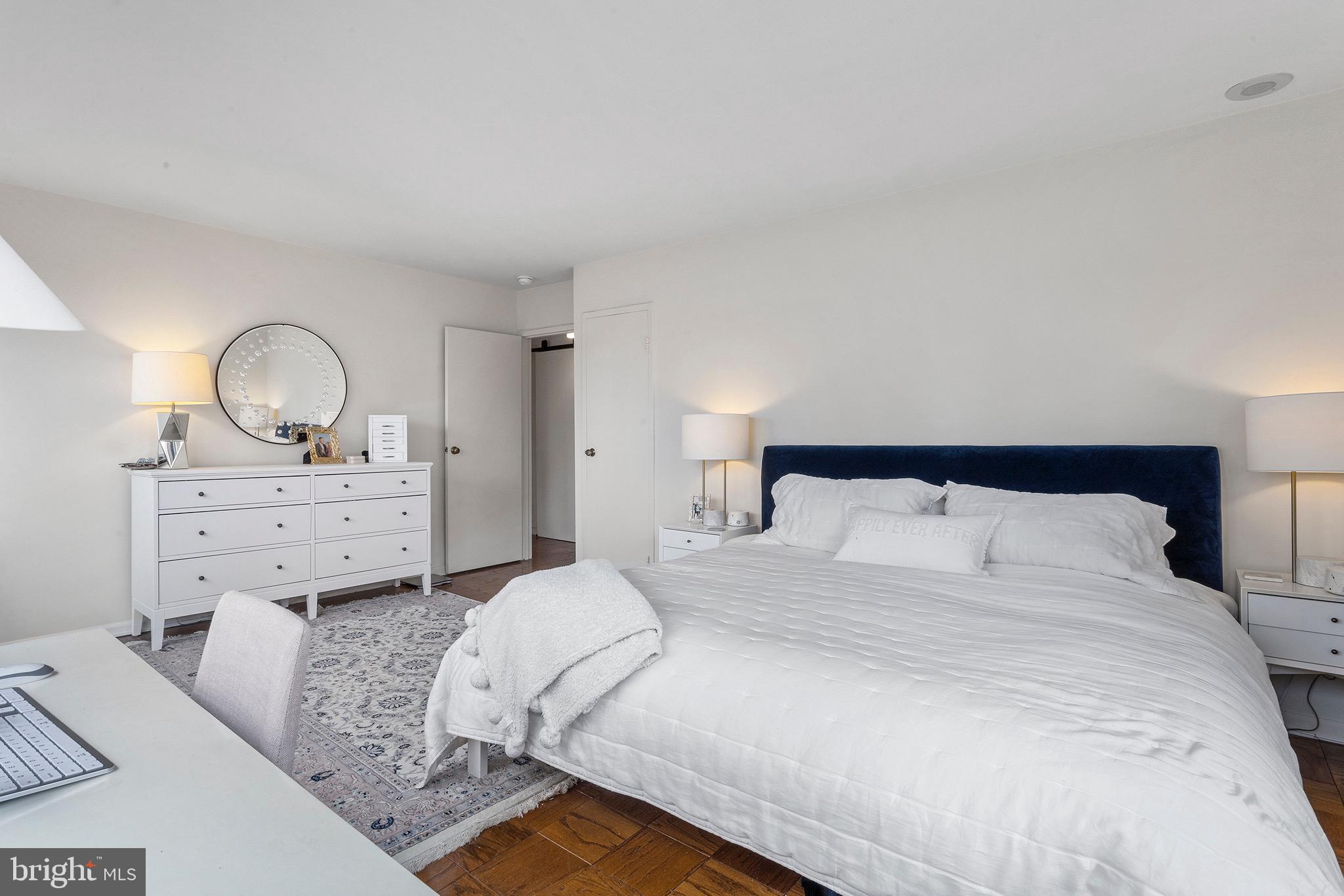 1806 Rittenhouse Square, Unit 2103 Philadelphia, PA 19103 - Photo 23 of 30 Gallery Image 23