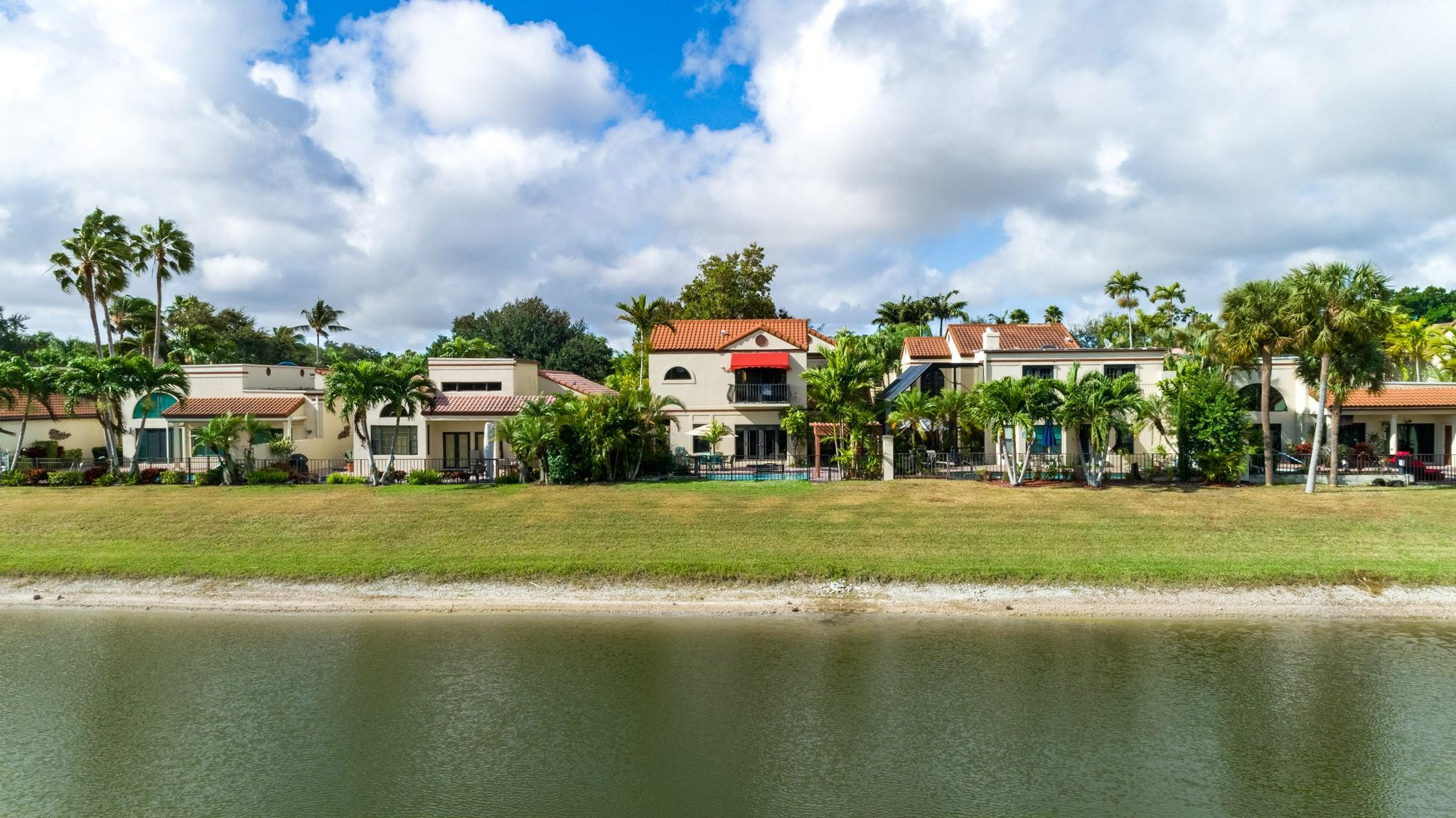 23368 Mirabella Circle South Boca Raton, FL 33433 - Photo 4 of 48 Photo 4